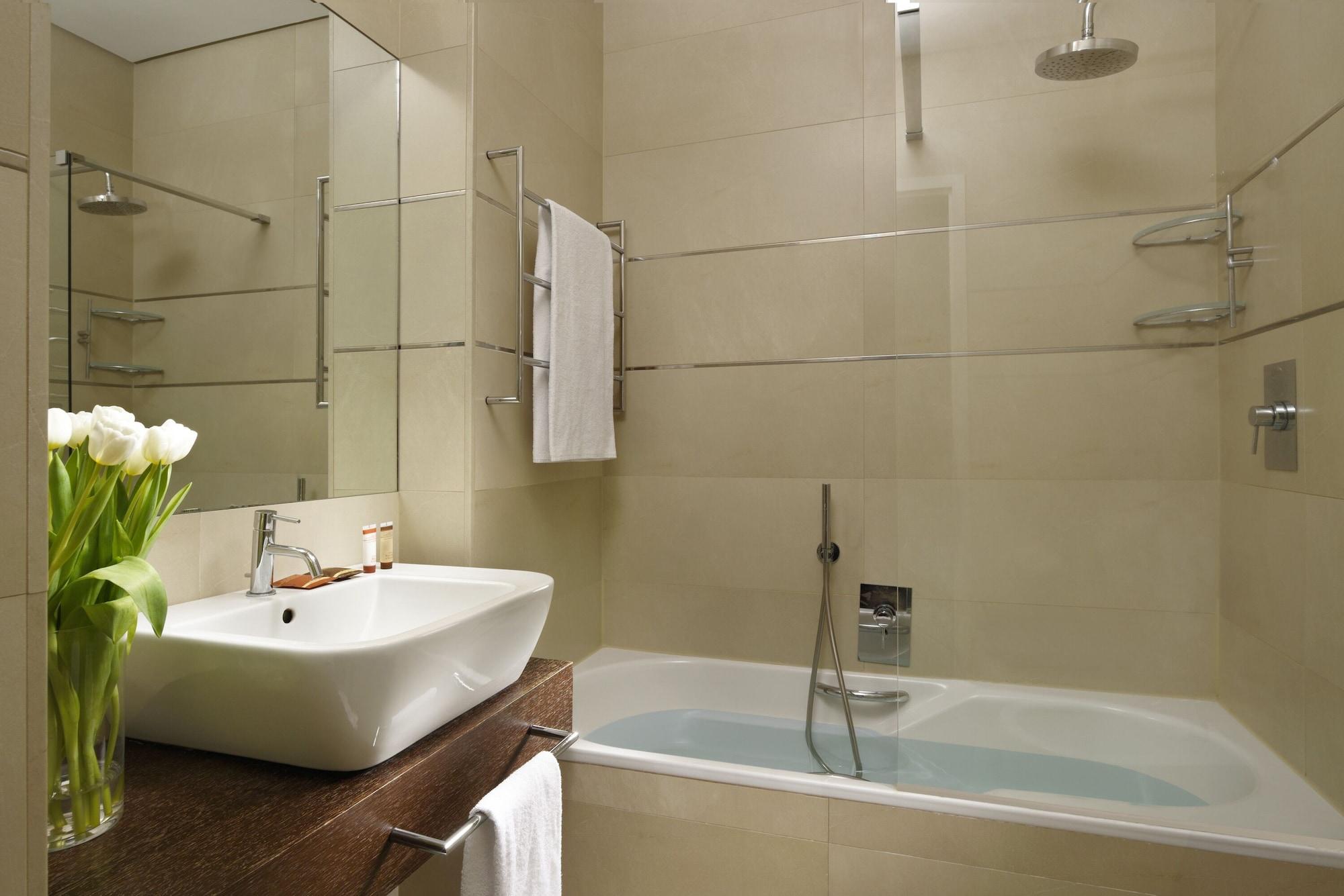 Hotel La Favorita Mantoue Extérieur photo